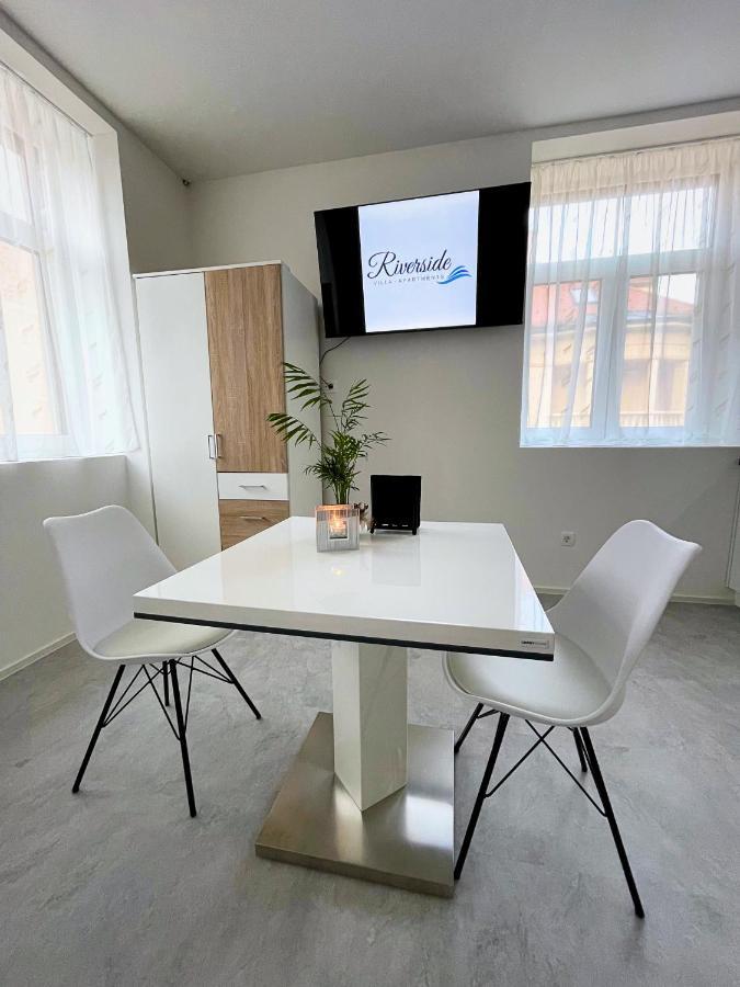 Apartment Riverside *